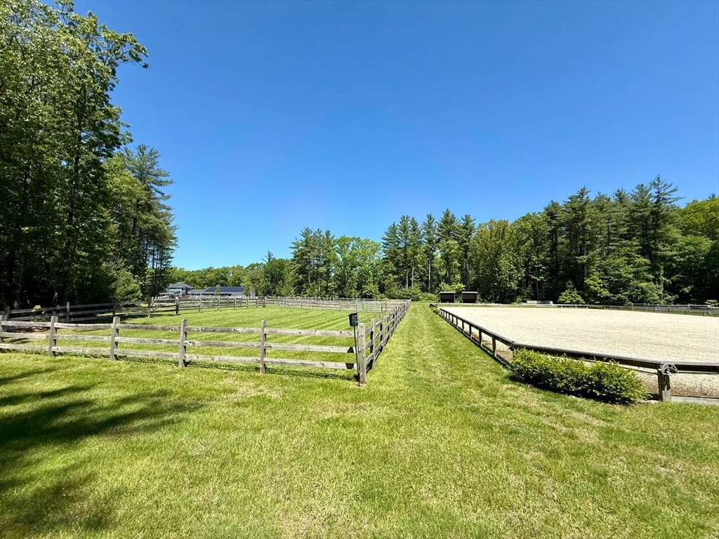 28 Deer Run Rd