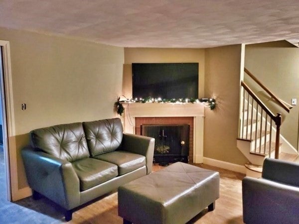 188 Bowles Park, Springfield, MA, 188 Bowles Park, Springfield, MA Photo #2