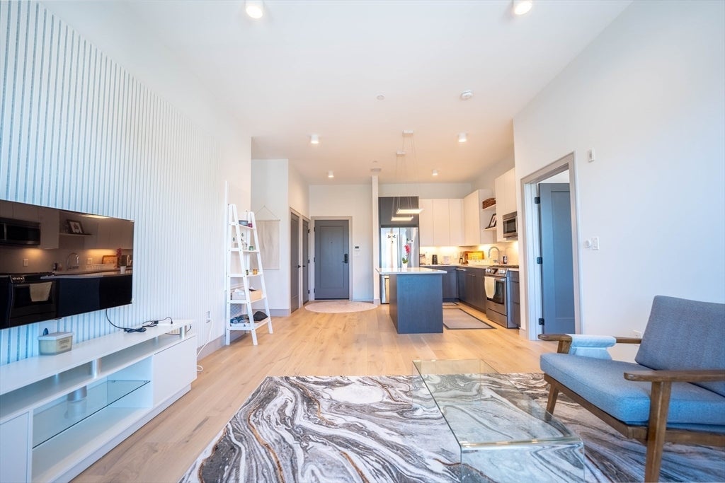 101 N Beacon St 309