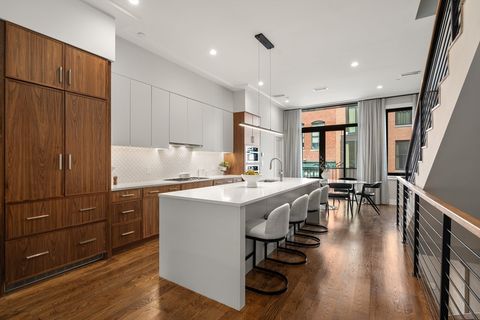 11 Edgerly Pl Boston MA 02116