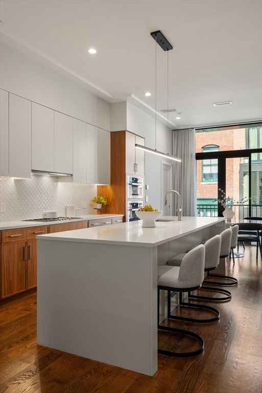 11 Edgerly Pl