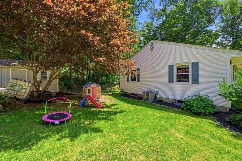 21 Goss Hill Rd, Huntington, MA Photo #25