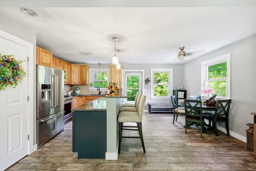 21 Goss Hill Rd, Huntington, MA Photo #6