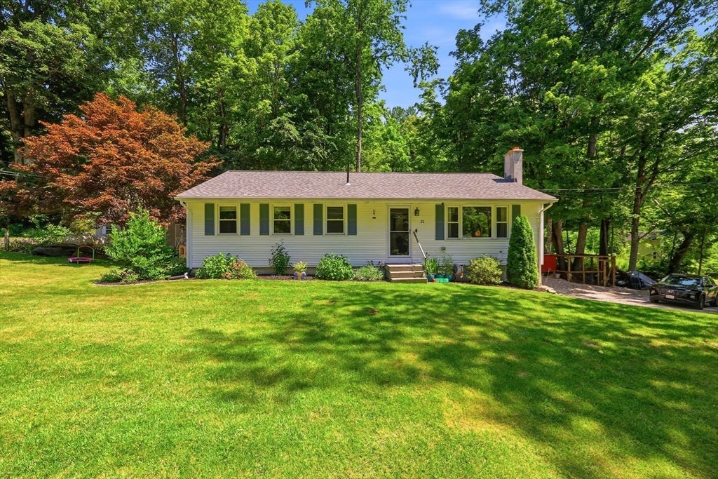 21 Goss Hill Rd, Huntington, MA Photo #1