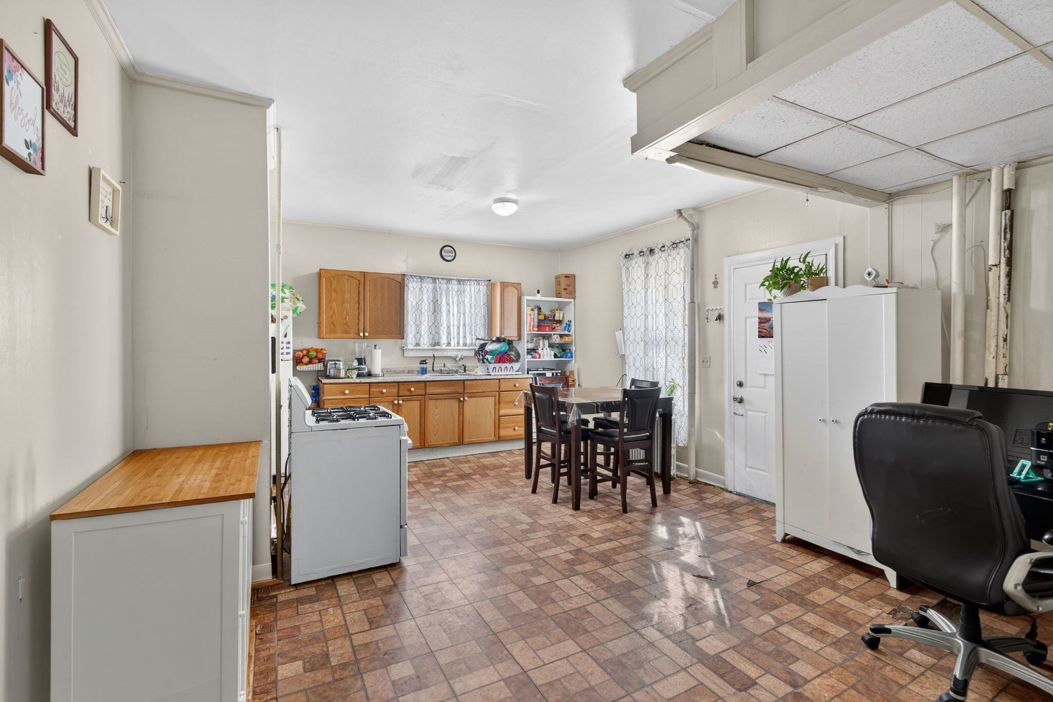 102 Rockaway St, Lynn, MA Photo #32