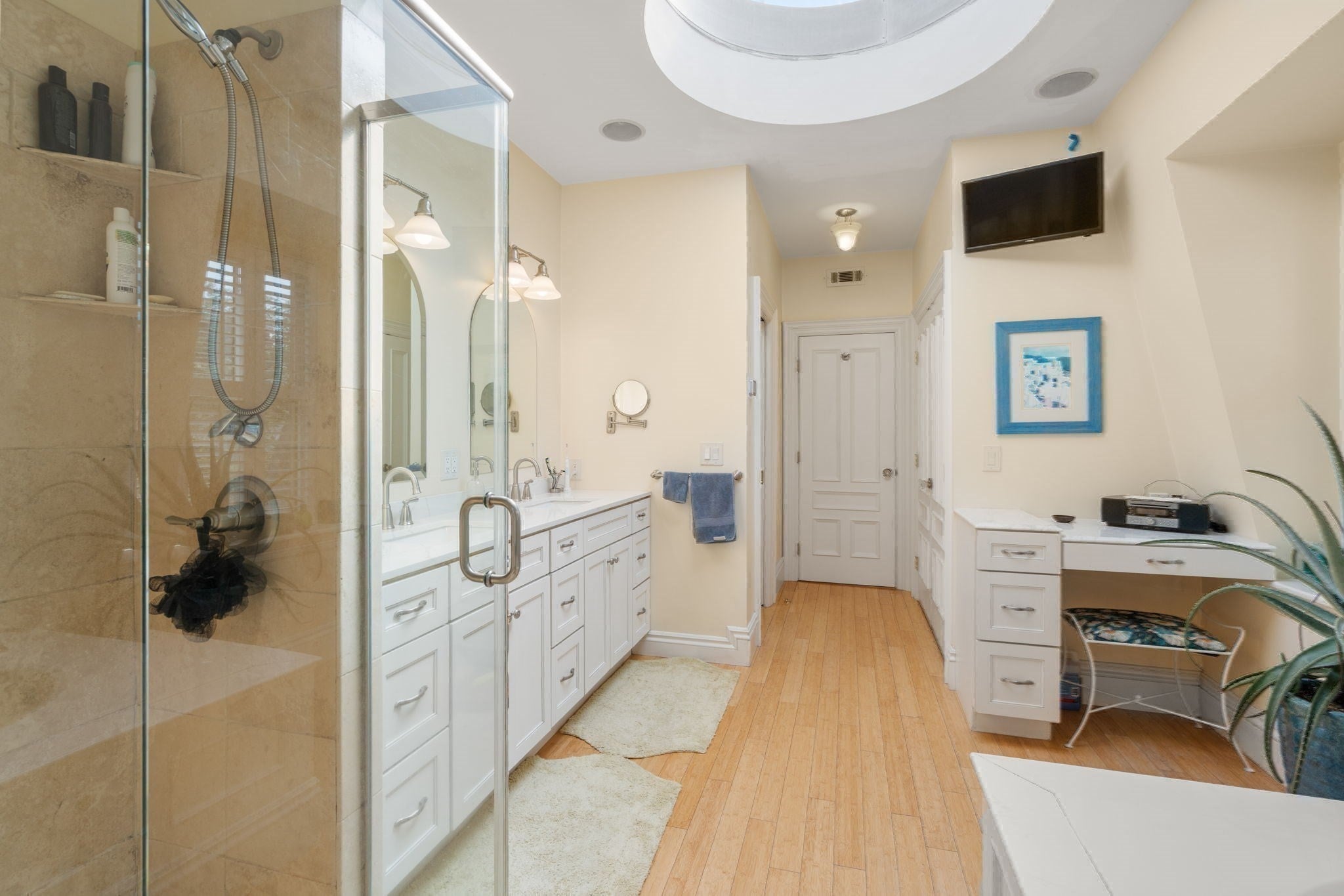 295 Bunker Hill St #2, Boston, MA Photo #26
