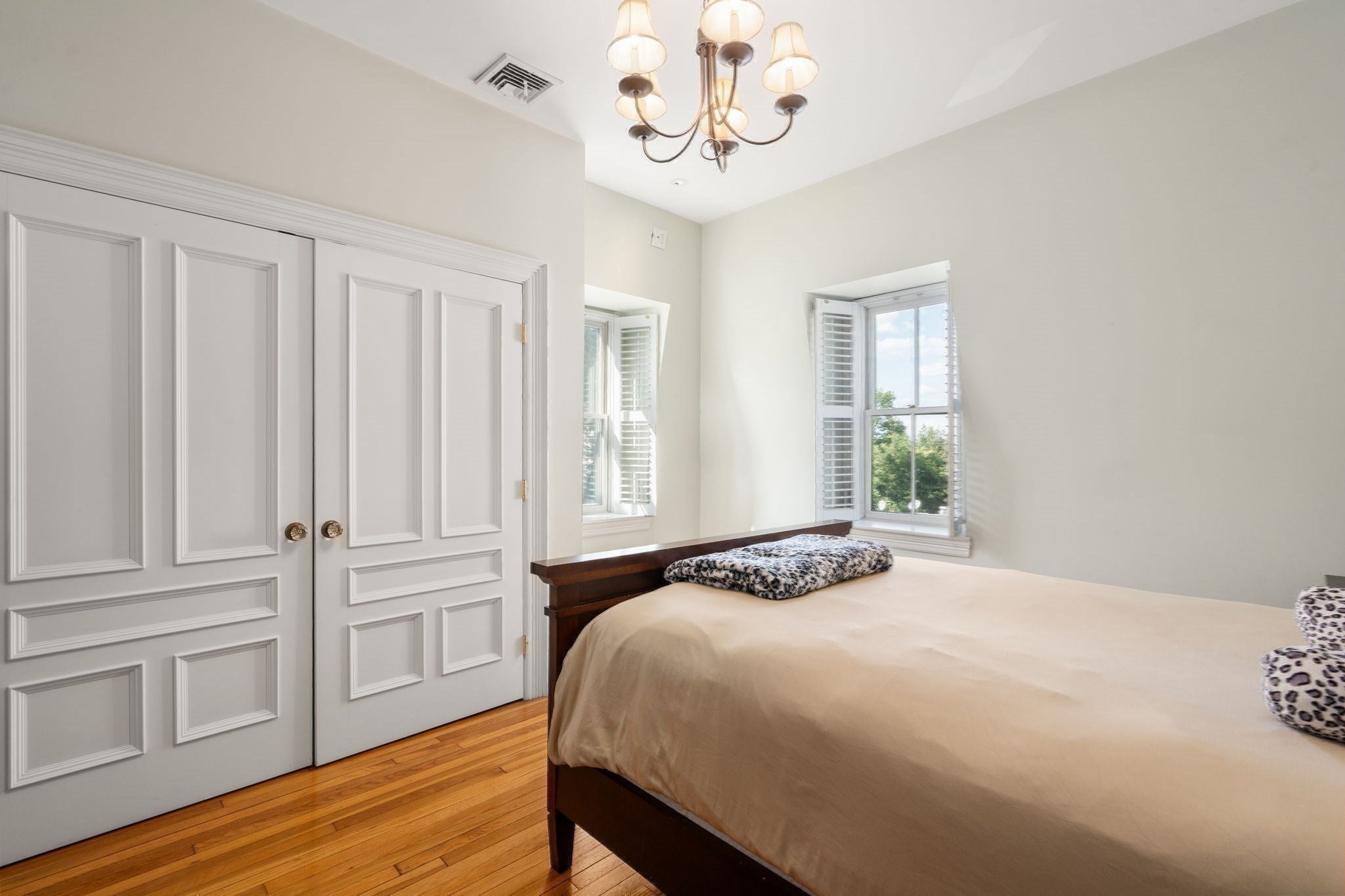 295 Bunker Hill St #2, Boston, MA Photo #23