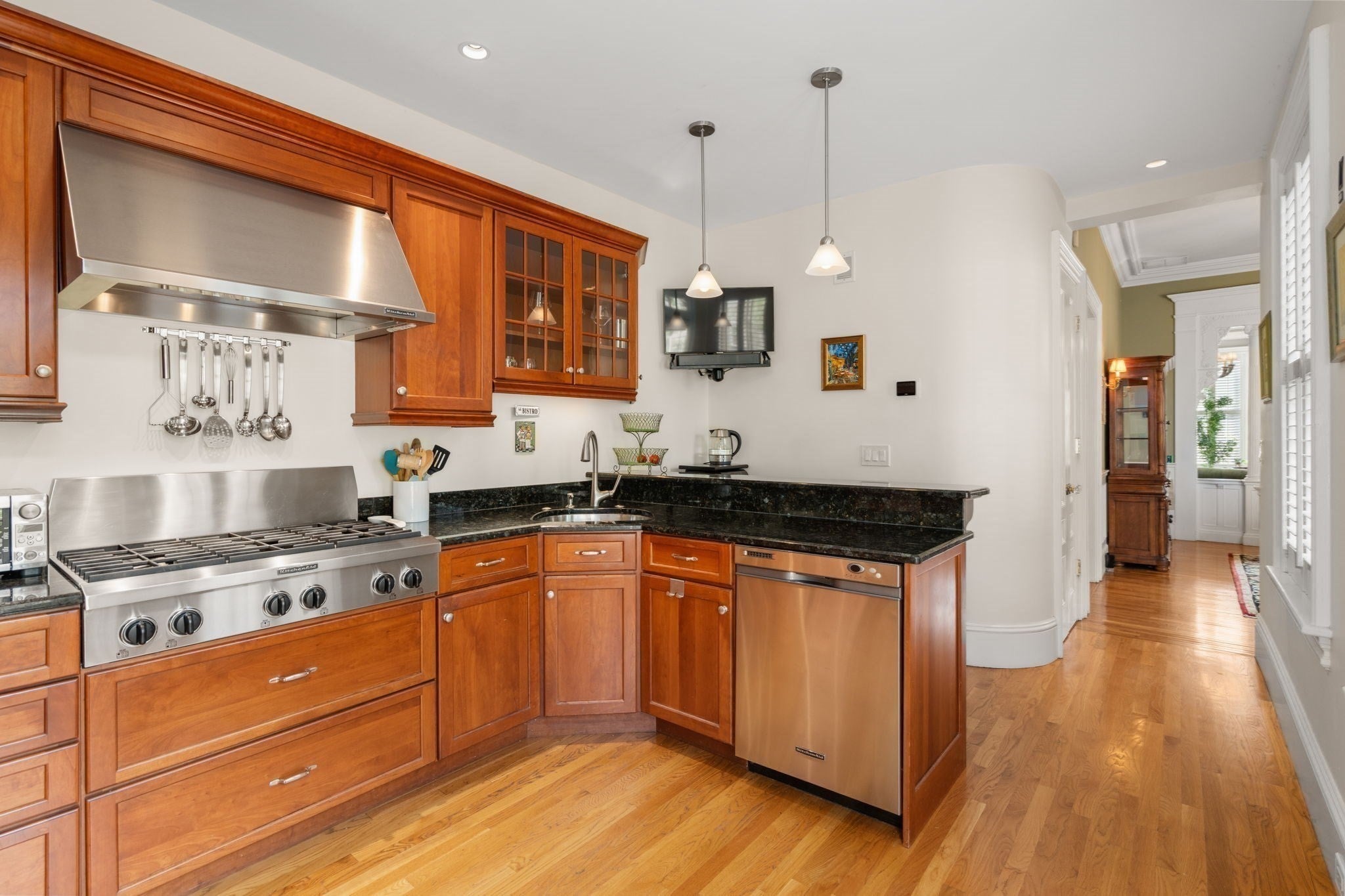 295 Bunker Hill St #2, Boston, MA Photo #8