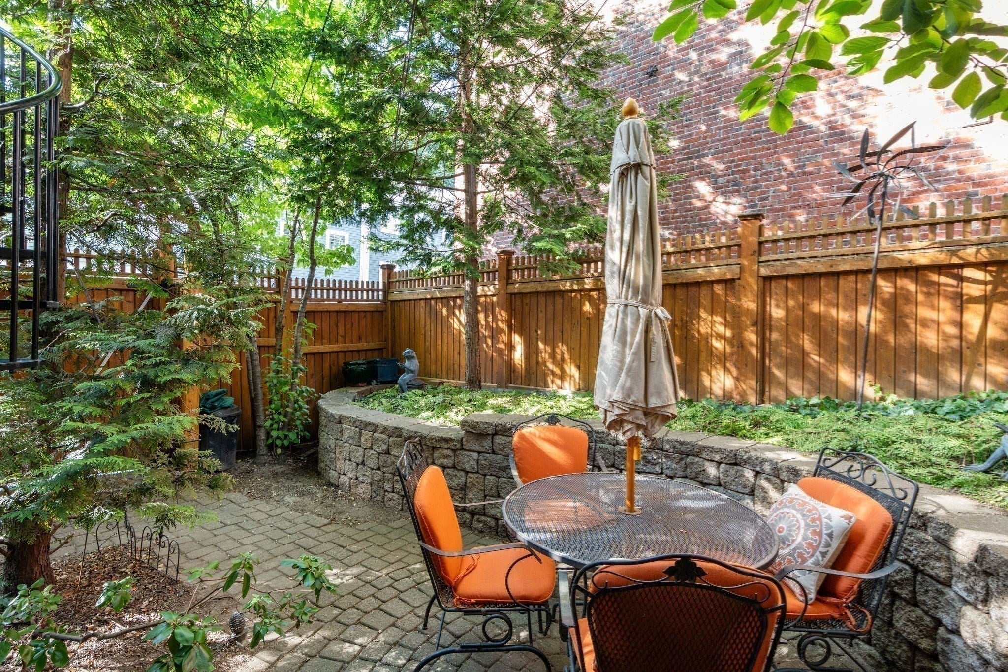 295 Bunker Hill St #2, Boston, MA Photo #37