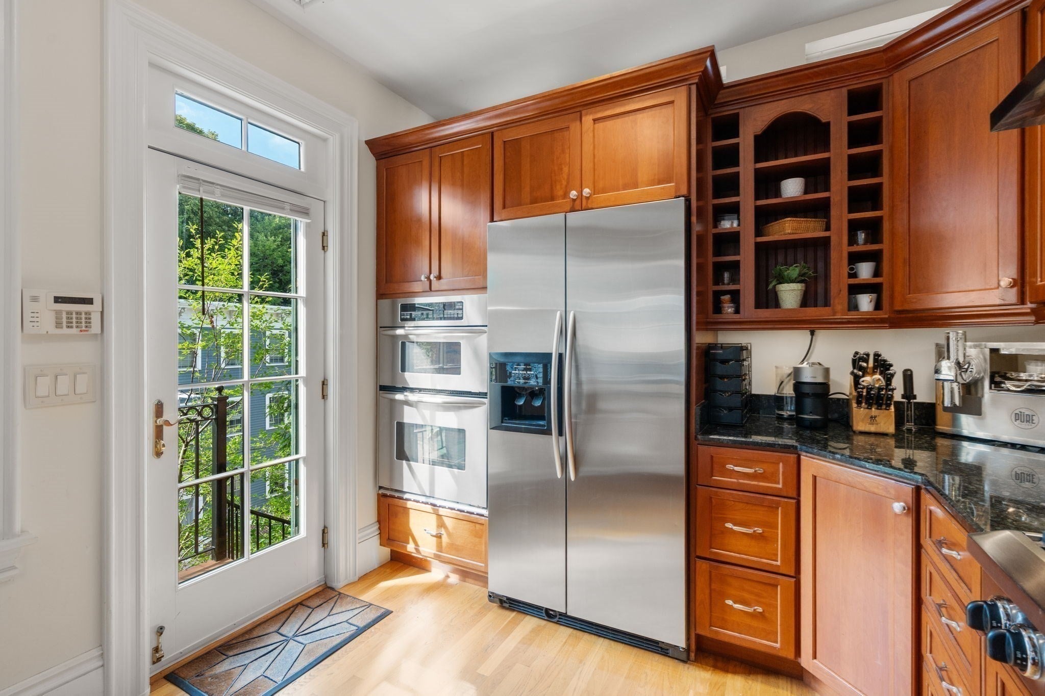 295 Bunker Hill St #2, Boston, MA Photo #9