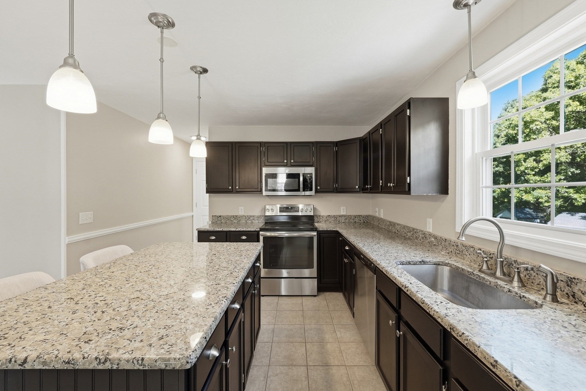 16 Cedar Hill Rd, Sutton, MA Photo #6