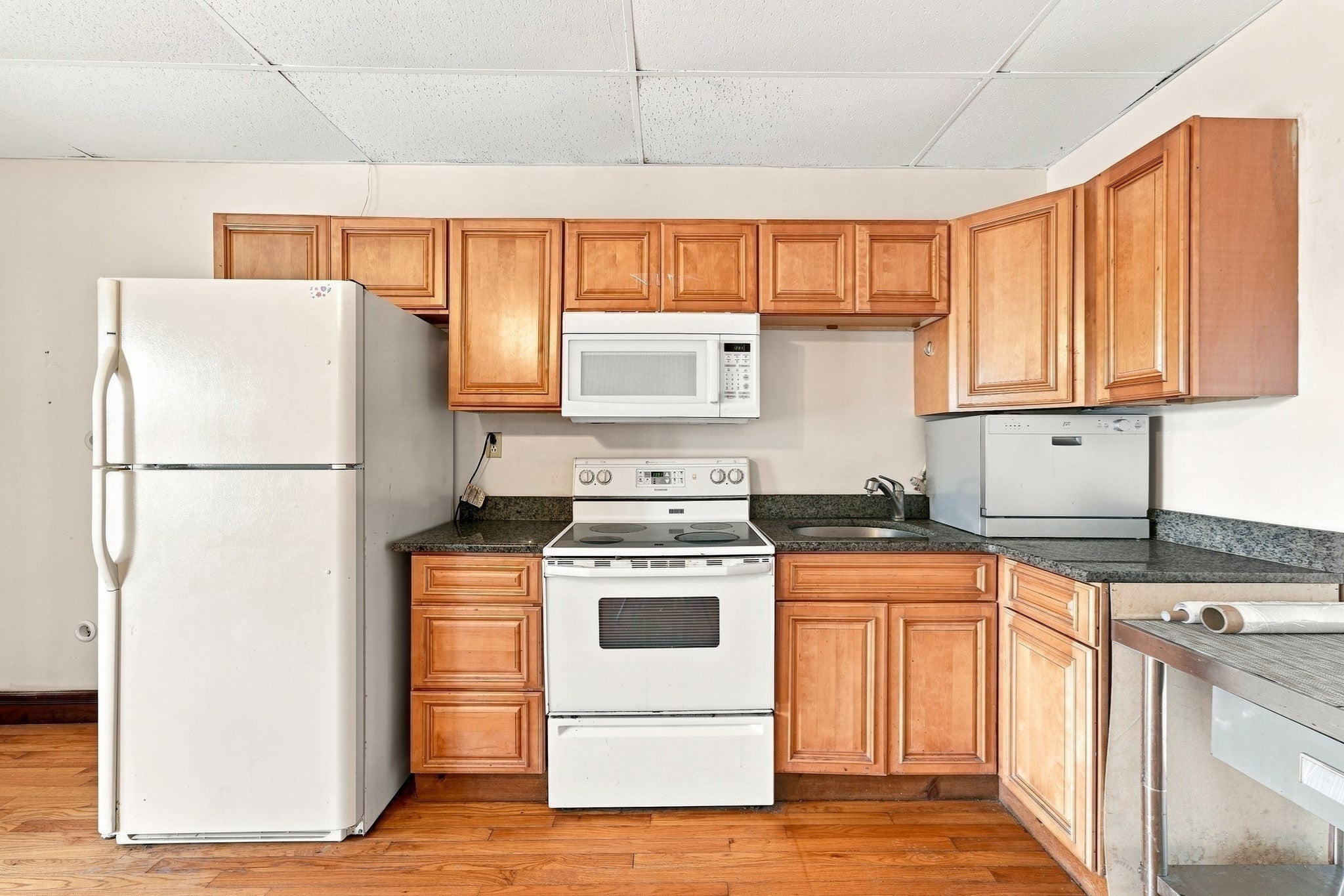 8 Bayberry Ln, Millbury, MA, 8 Bayberry Ln, Millbury, MA Photo #31