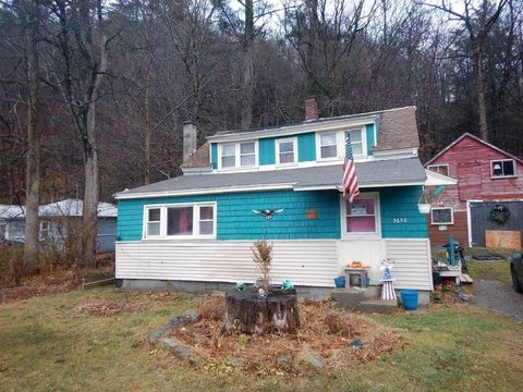 3650 Jacobs Ladder Road Becket MA 01223