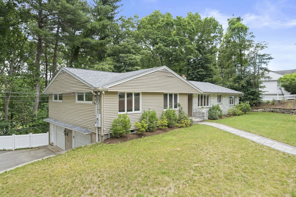 41 Algonquin Rd