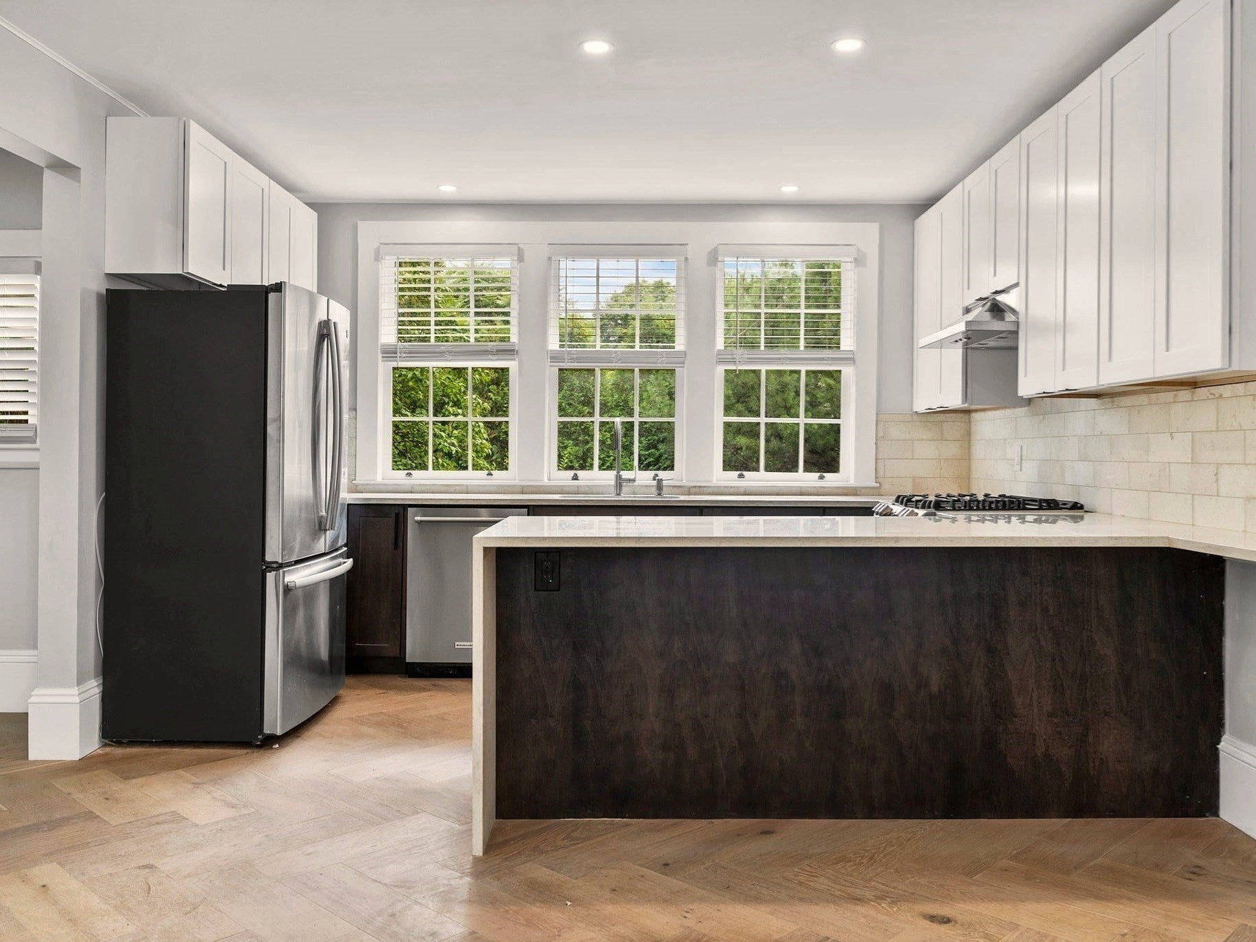 476 Heath St, Brookline, MA Photo #9