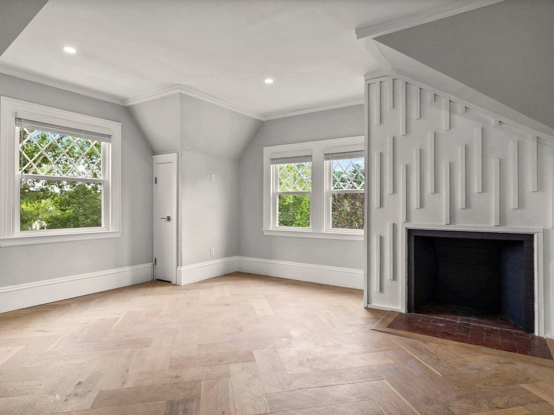 476 Heath St, Brookline, MA Photo #21
