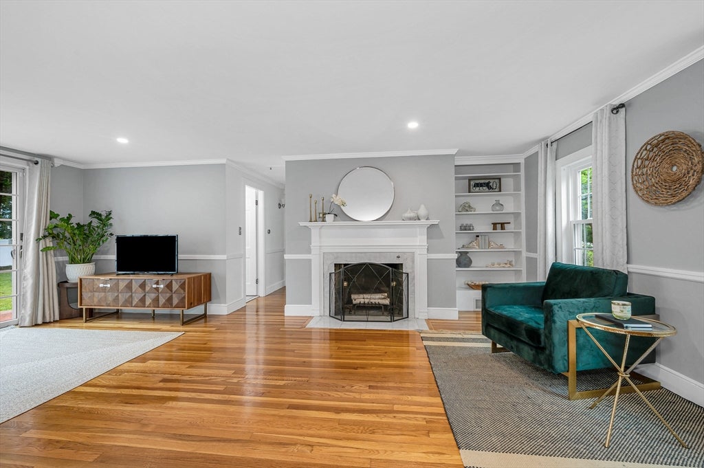 168 Lowell St, Andover, MA, 168 Lowell St, Andover, MA Photo #2