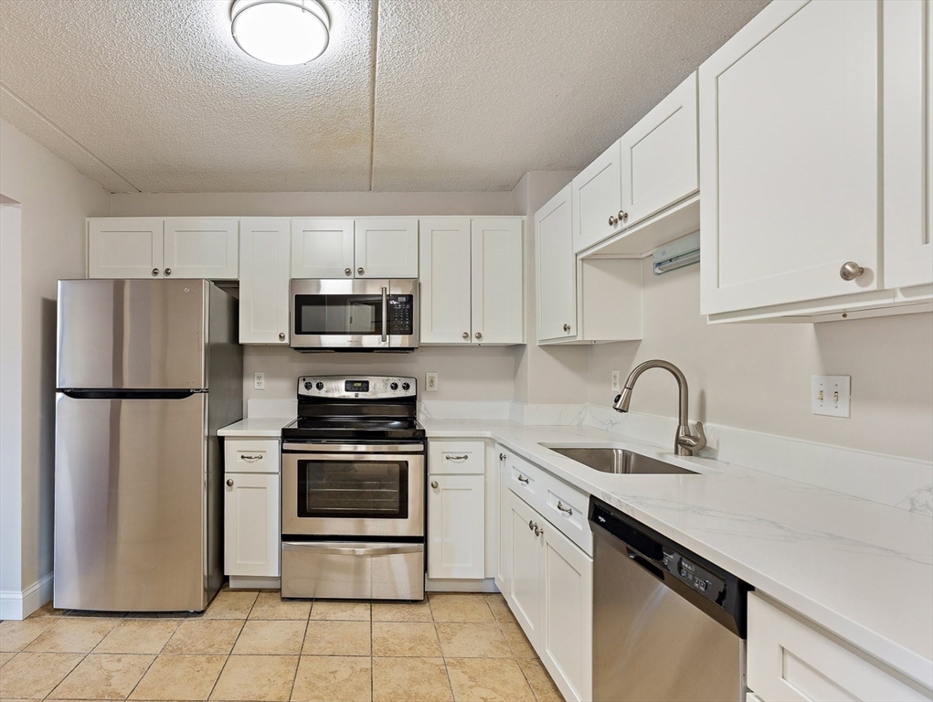 Photo 1 of 25 — 200 Cove Way 217, Quincy, MA 02169