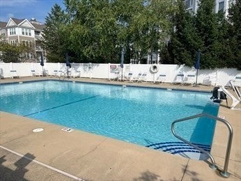 107 Clocktower Dr #207, Waltham, MA Photo #17