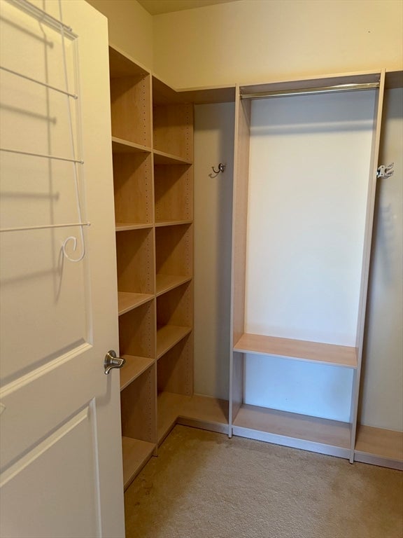 107 Clocktower Dr #207, Waltham, MA Photo #12