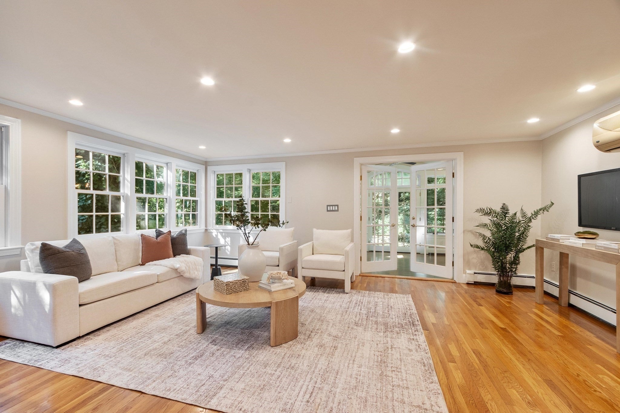 5 Tavern Ln, Lexington, MA, 5 Tavern Ln, Lexington, MA Photo #12