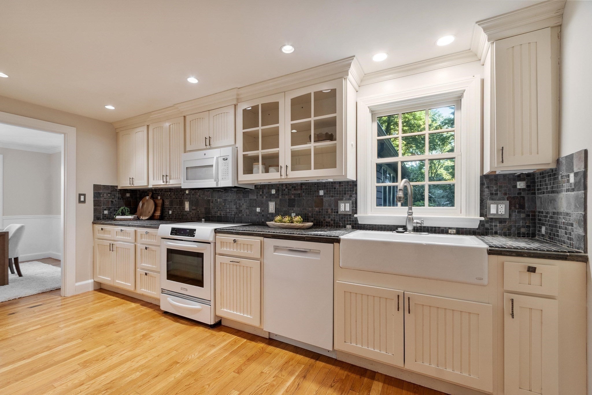 5 Tavern Ln, Lexington, MA, 5 Tavern Ln, Lexington, MA Photo #14