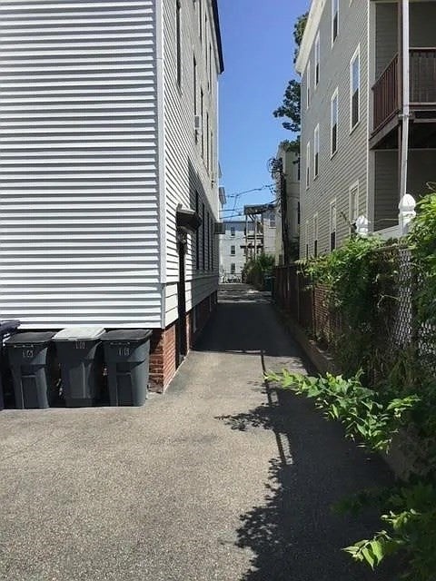 16 Marney St #1, Cambridge, MA Photo #26