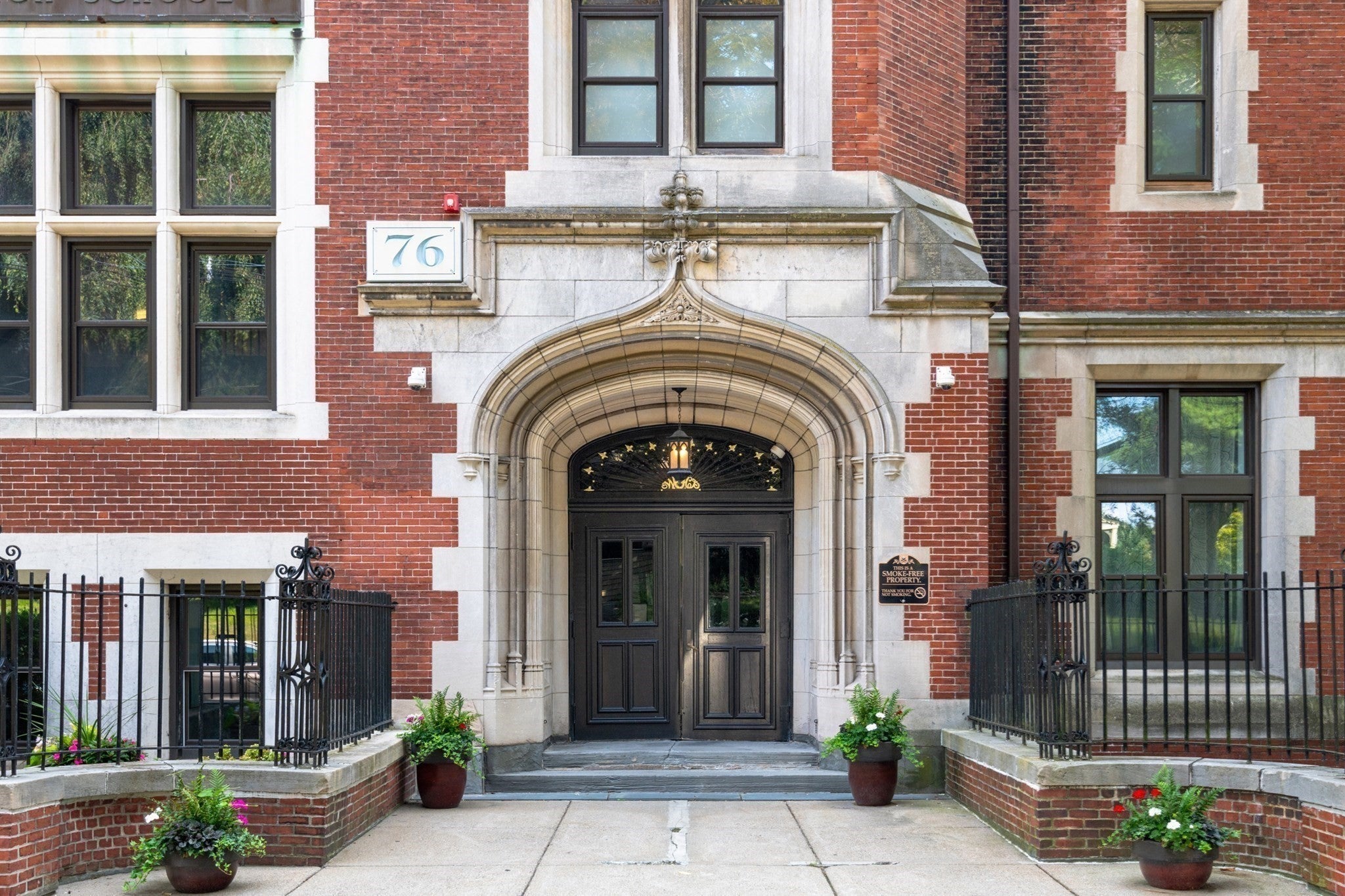 Photo of 76 Elm St, Boston, MA