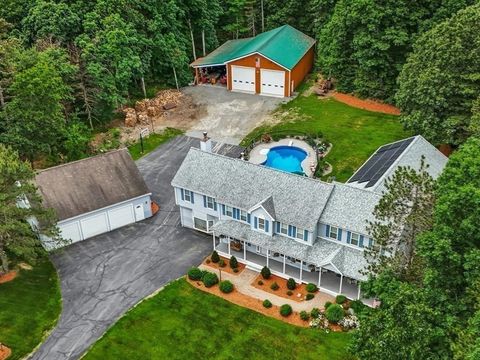 11 Longwood Dr Lunenburg MA 01462