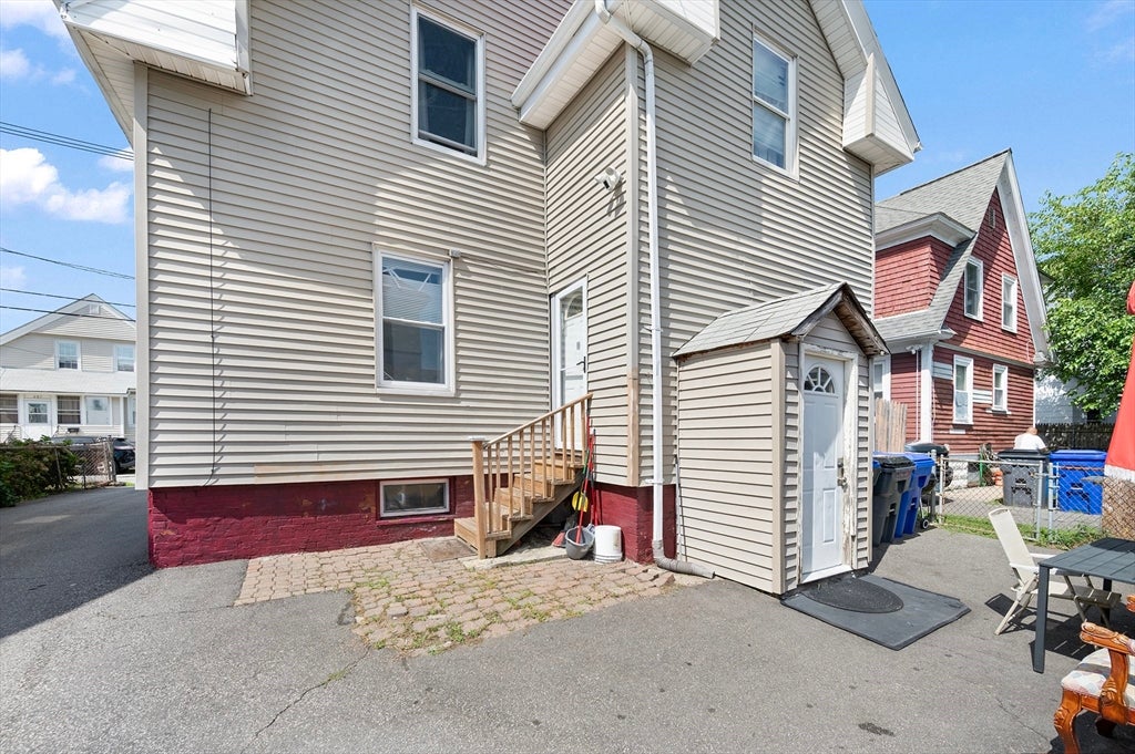 292 California Ave, Providence, RI Photo #4