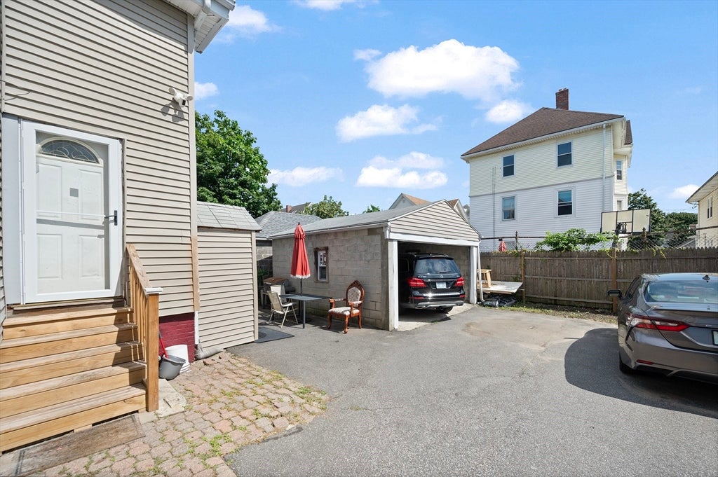292 California Ave, Providence, RI Photo #3