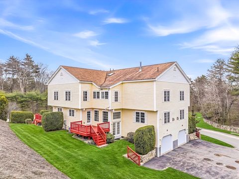 Photo of 4 Patriots Blvd #4, Hopkinton, MA 01748 (MLS # 73489419)