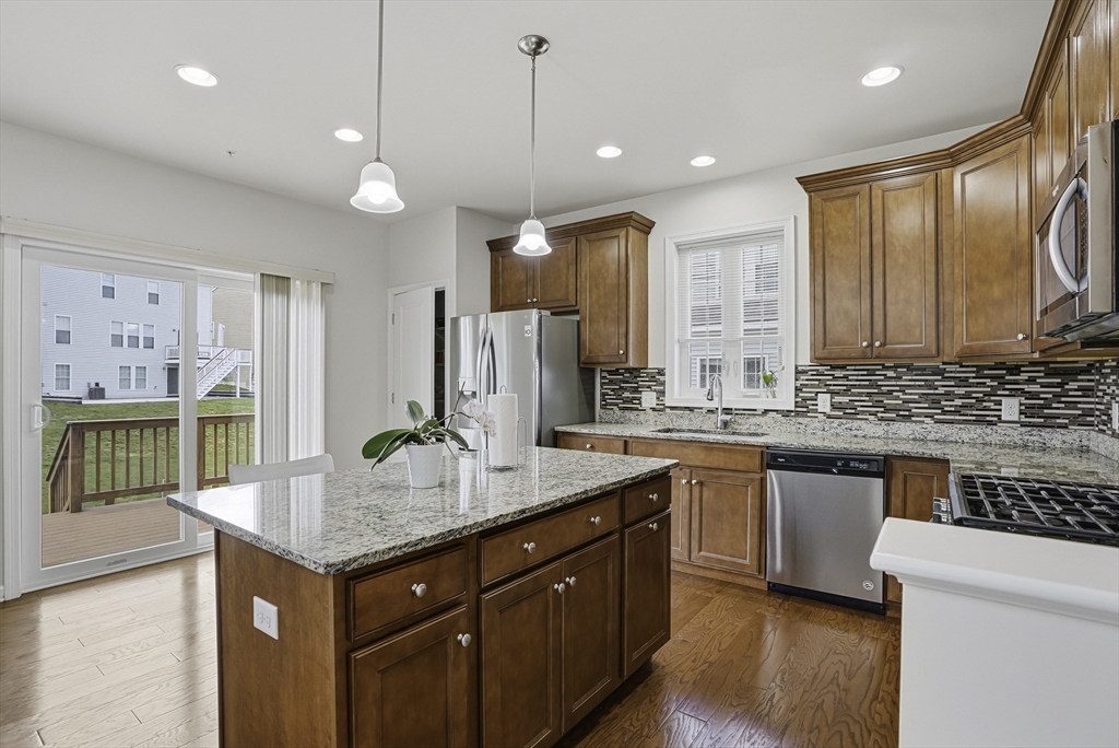 27 Spruce St #27, Hopkinton, MA, 27 Spruce St #27, Hopkinton, MA Photo #14