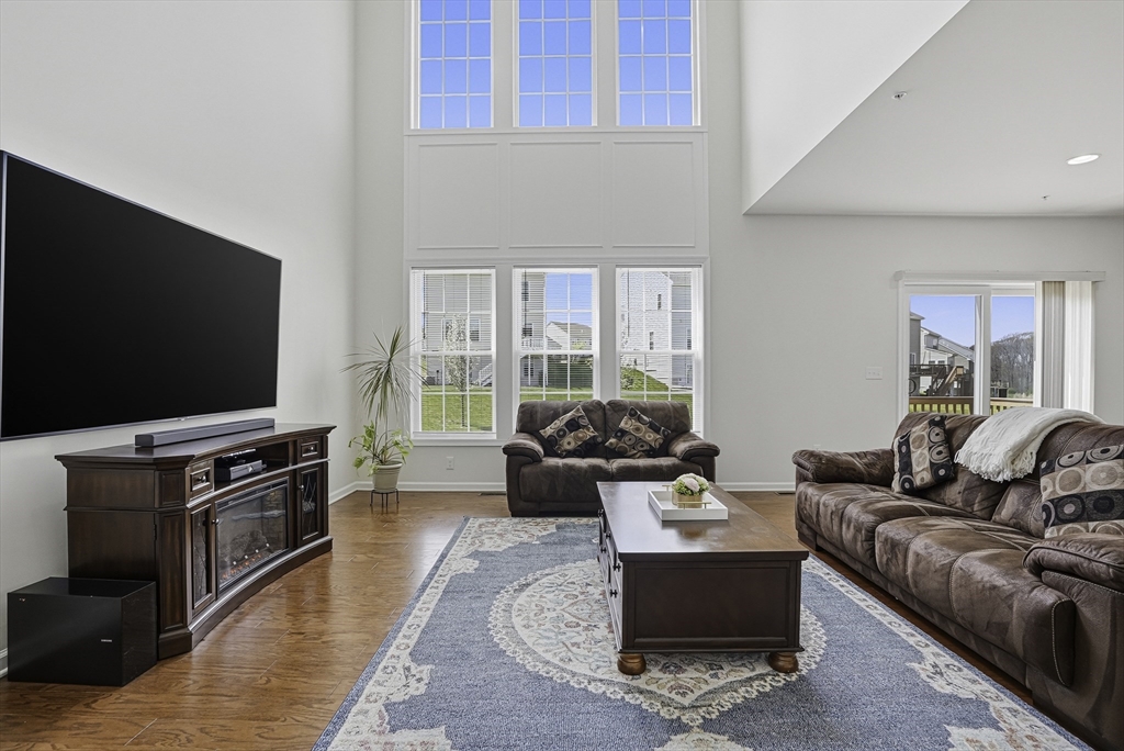 27 Spruce St #27, Hopkinton, MA, 27 Spruce St #27, Hopkinton, MA Photo #5