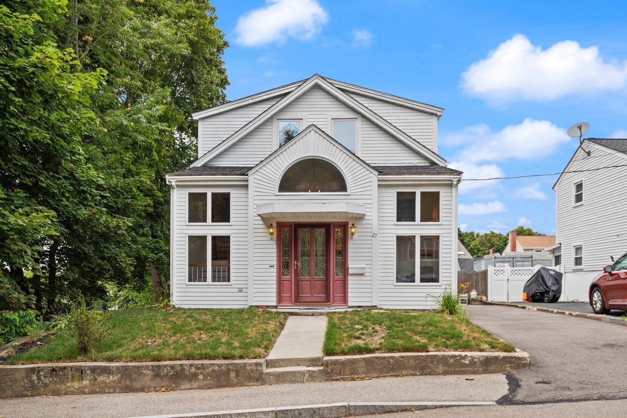 27 Miller Ave