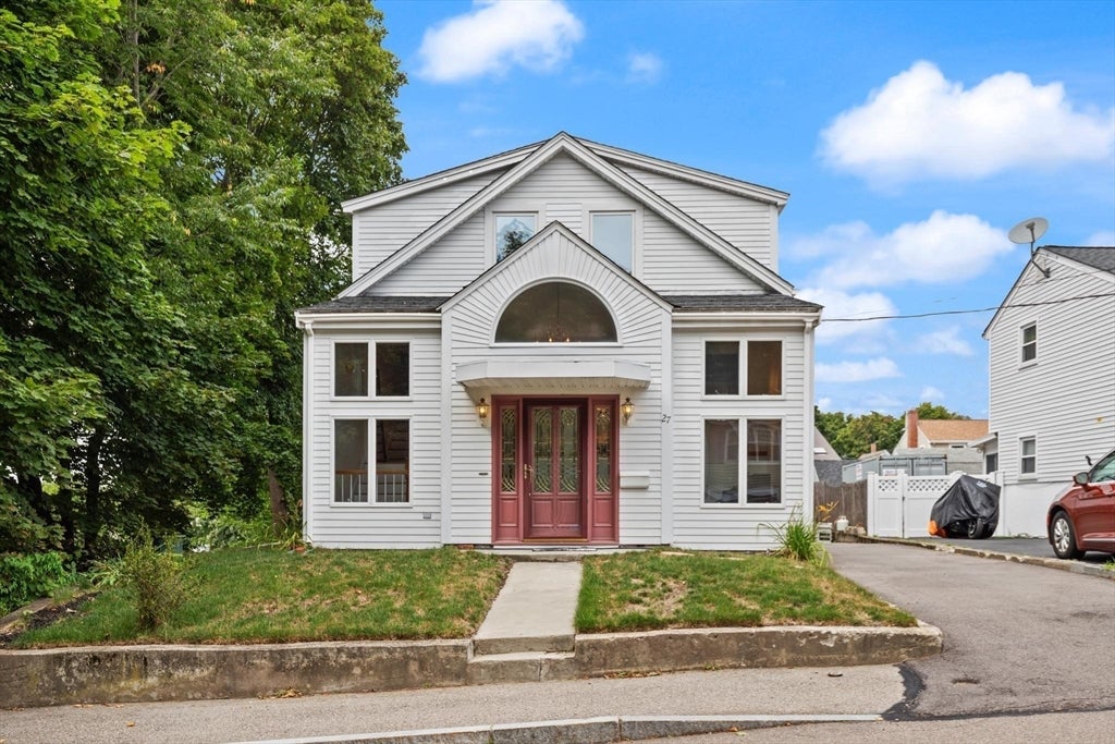 27 Miller Ave