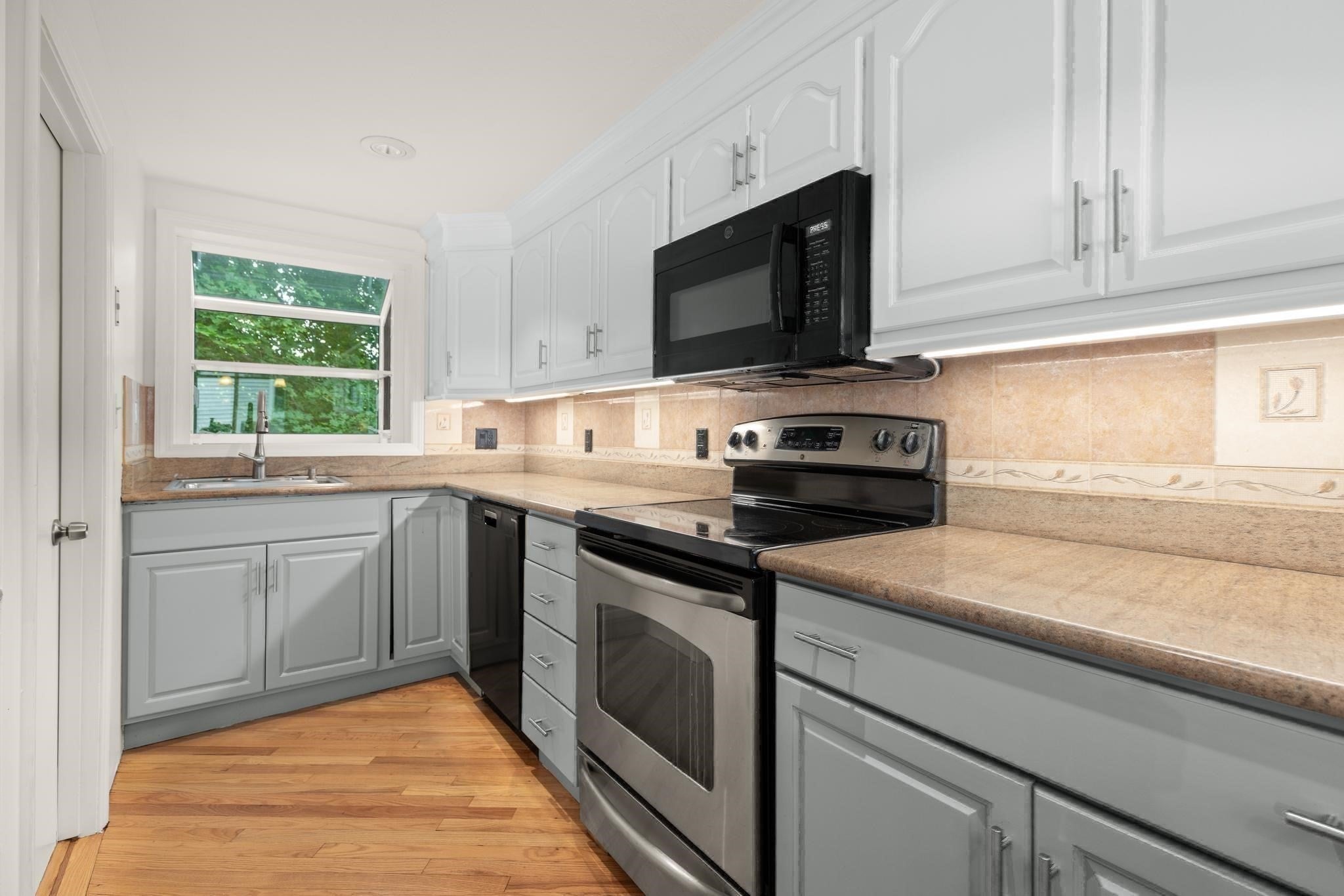 27 Miller Ave, Braintree, MA, 27 Miller Ave, Braintree, MA Photo #11