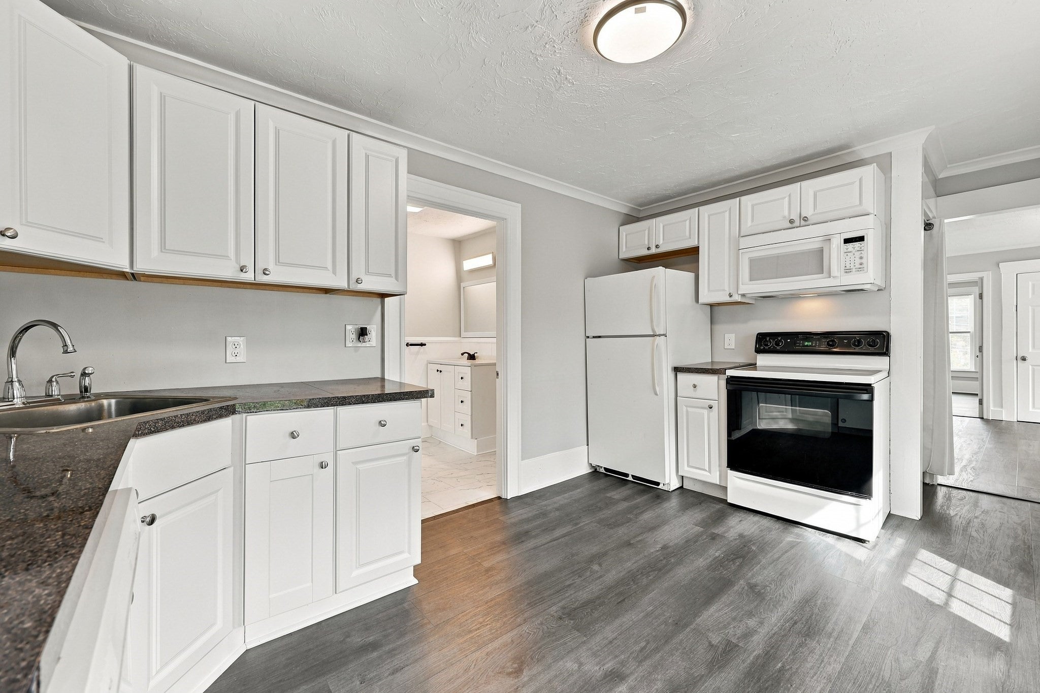 14 Central St #2, Ashburnham, MA, 14 Central St #2, Ashburnham, MA Photo #6