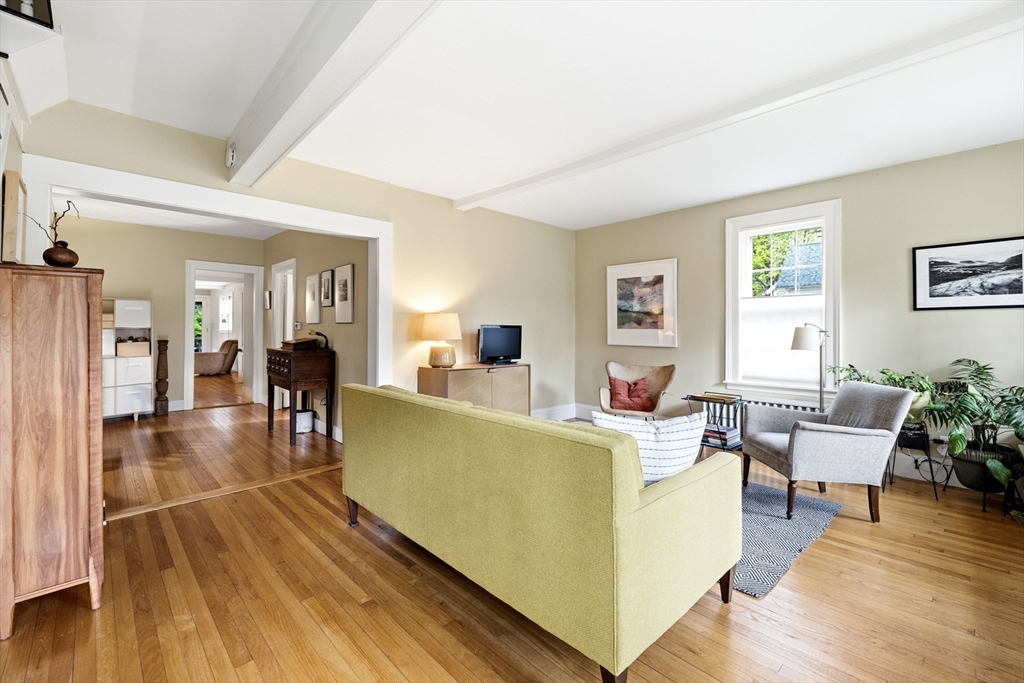 106 Chestnut St, Northampton, MA Photo #11