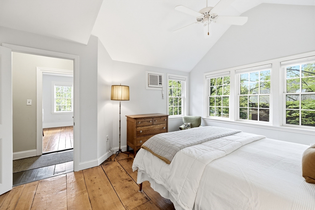 106 Chestnut St, Northampton, MA Photo #26