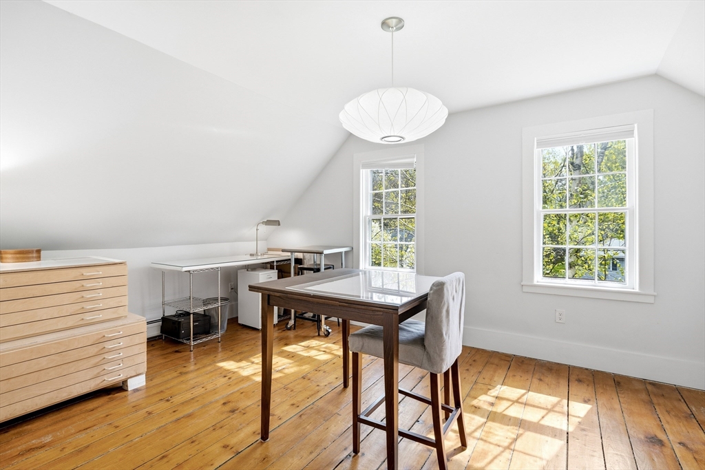 106 Chestnut St, Northampton, MA Photo #31