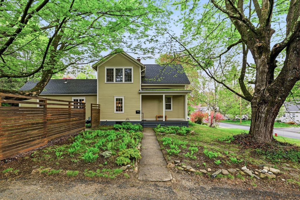 106 Chestnut St, Northampton, MA Photo #39