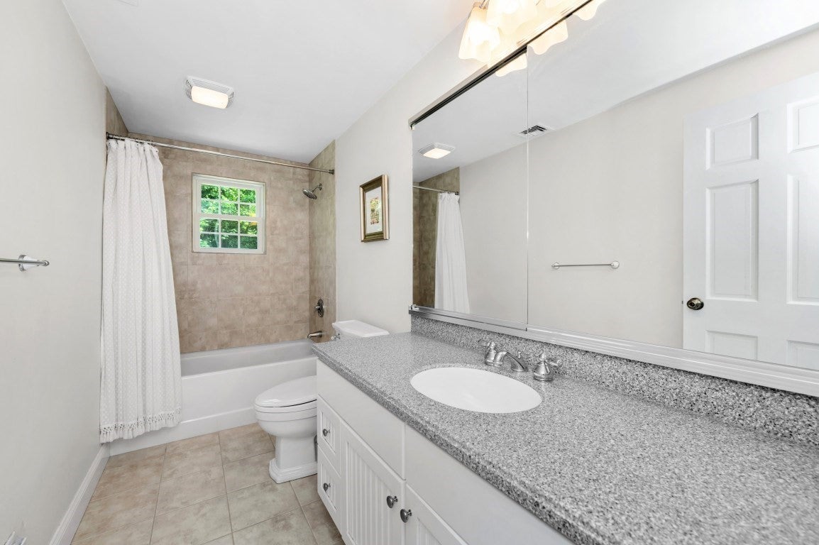 94 Holly Hill Cir, Weymouth, MA, 94 Holly Hill Cir, Weymouth, MA Photo #23