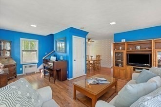 16 Simmons Rd