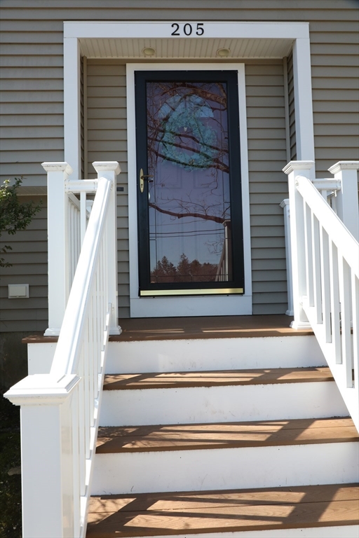 205 Golden Hill Avenue