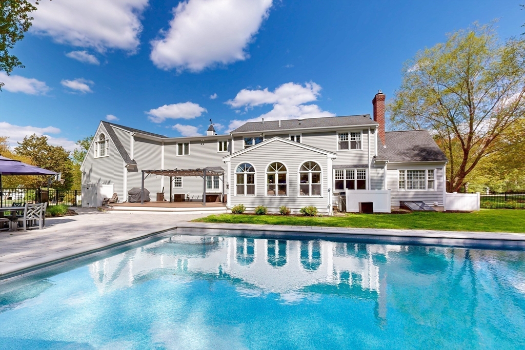 15 Loeffler Ln, Medfield, MA Photo #40