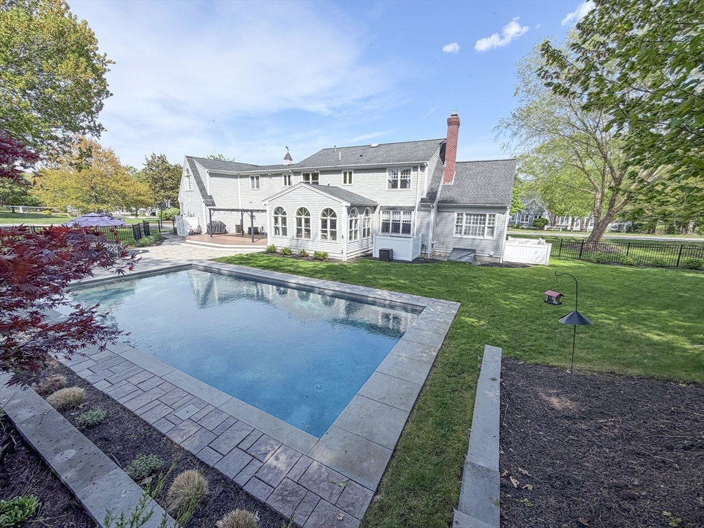 15 Loeffler Ln, Medfield, MA Photo #41