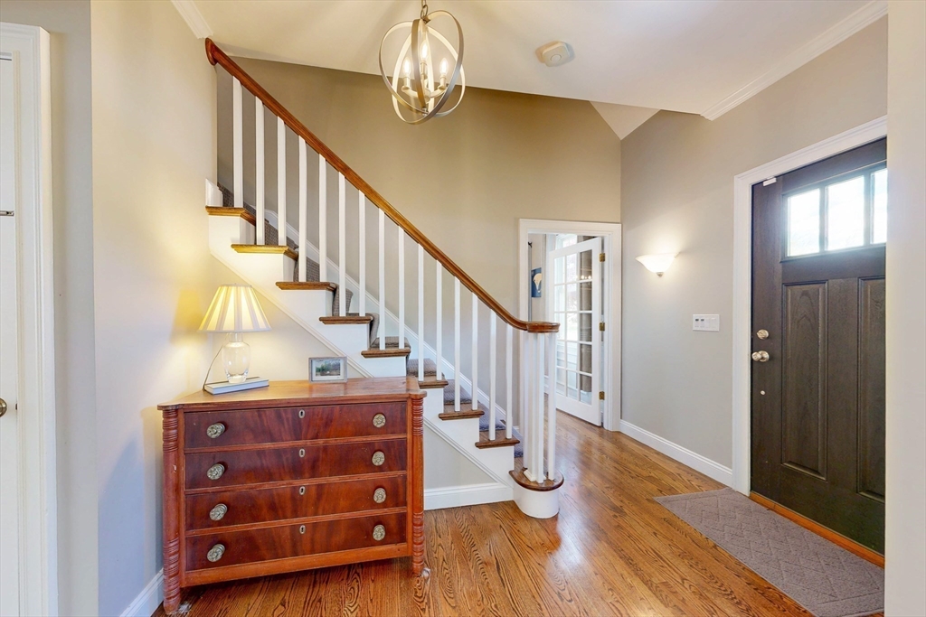 15 Loeffler Ln, Medfield, MA Photo #18