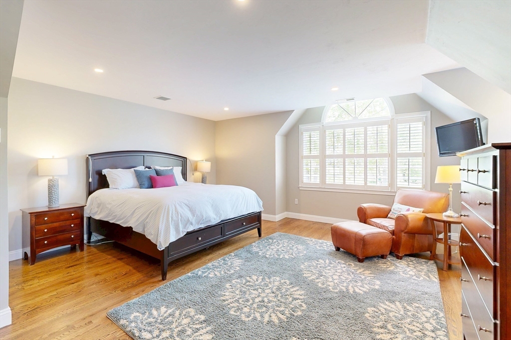 15 Loeffler Ln, Medfield, MA Photo #19