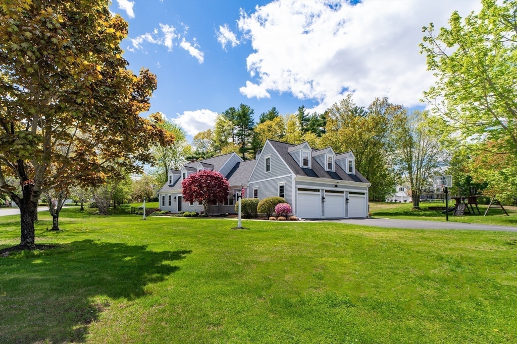 15 Loeffler Ln, Medfield, MA Photo #34